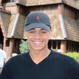 Meet your Posher, Xavier